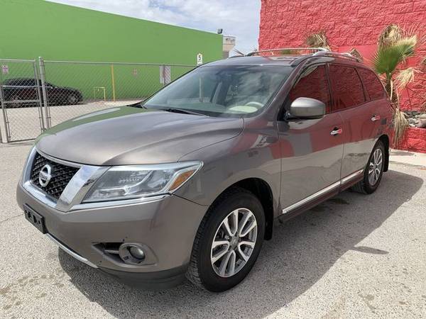 2013 Nissan Pathfinder SV 2WD Low Miles - - by dealer for sale in El Paso, TX – photo 4