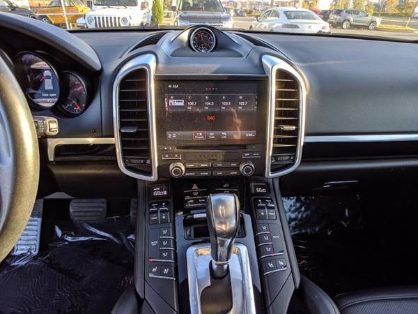 2017 Porsche Cayenne Platinum Edition hatchback Black - cars &... for sale in Pasadena, District Of Columbia – photo 17
