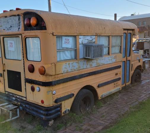 Short Bus I give up Make an offer for sale in Guthrie, OK – photo 4