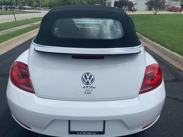 2014 Volkswagen Beetle R-Line Convertible for sale in Topeka, KS – photo 10