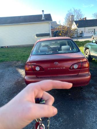 2002 Toyota Corolla $2000 OBO - cars & trucks - by owner - vehicle... for sale in East Poultney, VT – photo 4