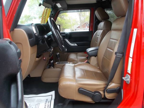 2011 Jeep Wrangler Unlimited 4WD 4dr Sahara - - by for sale in Cohoes, VT – photo 24