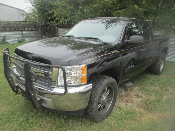 2012 Chevy Silverado - cars & trucks - by dealer - vehicle... for sale in Austin, TX – photo 3