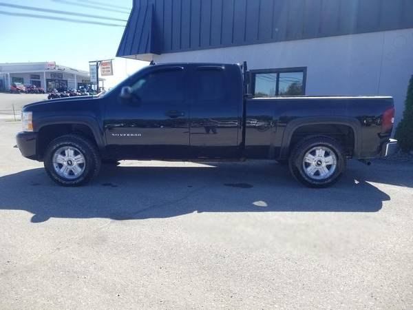 2010 Chevrolet Silverado 1500 LTZ~ Leather and Towing! for sale in Houlton, ME – photo 6