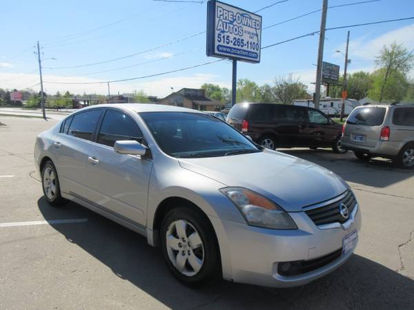 2008 Nissan Altima S Sedan - Automatic/6 Speed Manual/Low Miles for sale in Des Moines, IA – photo 4
