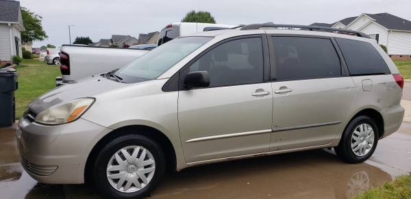 2004 Toyota Sienna for sale in Boiling Springs, SC – photo 6