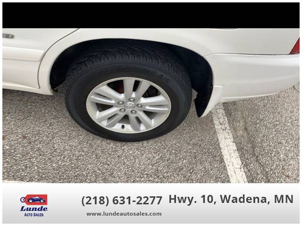 2006 Toyota Highlander - Financing Available! - cars & trucks - by... for sale in Wadena, ND – photo 7