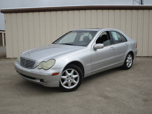 2002 Mercedes-Benz C-Class C240 Sedan - - by dealer for sale in Wilmington, OH – photo 4