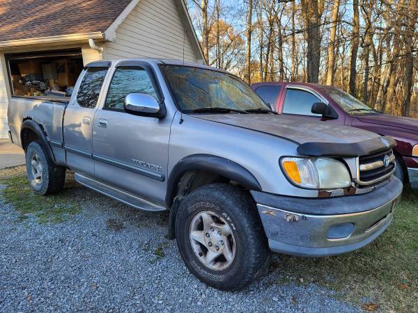 2001 Toyota Tundra 4x4 Truck - cars & trucks - by owner - vehicle... for sale in Mount Juliet, TN – photo 2