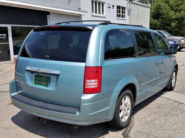 2008 Chrysler Town & Country Touring, 168K, Leather, DVD, 3rd Row, Cam for sale in Belmont, ME – photo 3