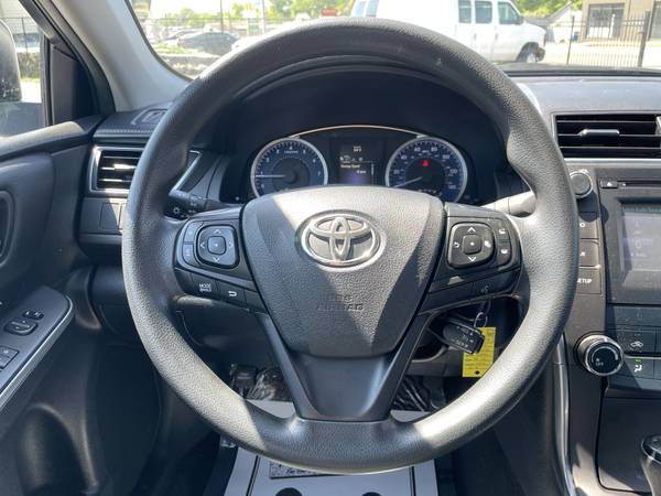 SOLD) 2017 TOYOTA CAMRY LE - - by dealer - vehicle for sale in Nashville, TN – photo 11