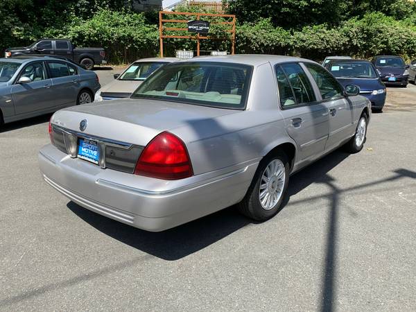 2008 MERCURY GRAND MARQUIS LS! LOW MILES! - cars & trucks - by... for sale in Seattle, WA – photo 5