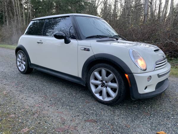 Mini Cooper "S" ONE Owner-LOW Miles-Look~! - cars & trucks - by... for sale in Bellingham, WA – photo 4