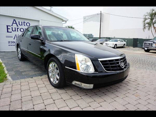 2010 Cadillac DTS Luxury Collection - 1-Owner, Hot and Cool Seats, Tri for sale in Naples, FL – photo 10