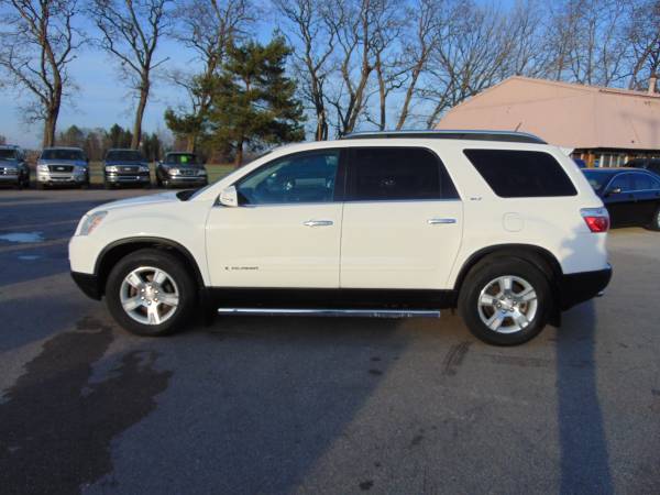 2008 GMC ARCADIA SLT AWD V6_LOADED LOW_MI_XCLEAN_3RDROW DVD MOON A1!... for sale in Union Grove, WI – photo 2