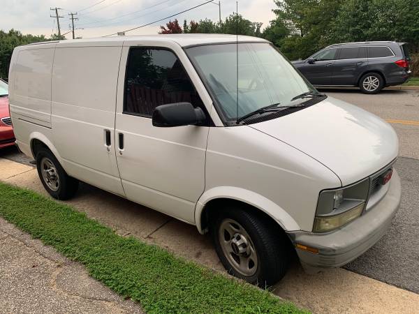2005 GMC Safari Cargo Van - cars & trucks - by owner - vehicle... for sale in Lorton, District Of Columbia – photo 2