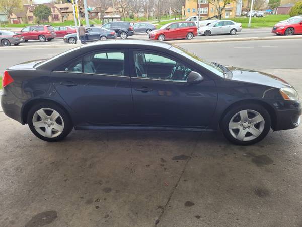 2010 PONTIAC G6 - - by dealer - vehicle automotive sale for sale in MILWAUKEE WI 53209, WI – photo 4