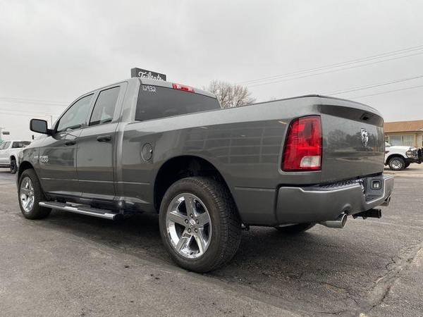 2013 Ram 1500 Quad Cab Express Pickup 4D 6 1/3 ft Family Owned! for sale in Fremont, NE – photo 5