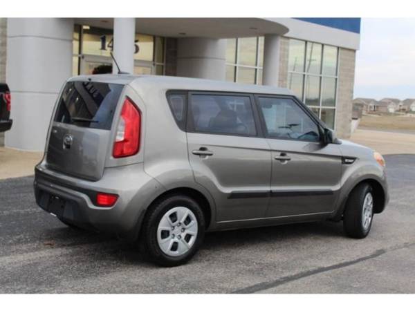 2013 Kia Soul BASE - - by dealer - vehicle automotive for sale in Waterloo, MO – photo 6