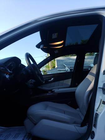 10 Mercedes Benz E350 4Matic w/NAVI! WHITE! 5YR/100K WARR INC!REDUCED! for sale in Methuen, NH – photo 12