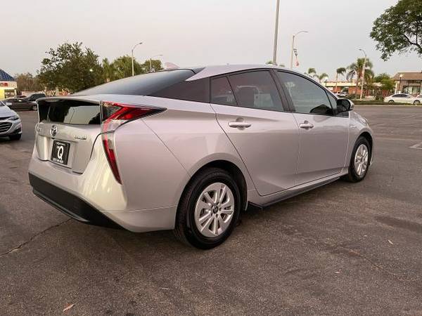 2017 Toyota Prius Three Touring (Natl) - cars & trucks - by dealer -... for sale in Corona, CA – photo 5