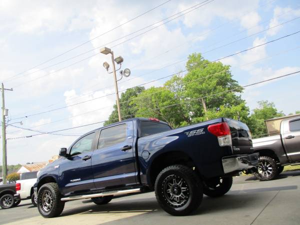 LIFTED 2013 TUNDRA CREWMAX PICKUP 4X4 5.7L *LOW MILES* 20" FUEL WHEELS for sale in KERNERSVILLE, SC – photo 5