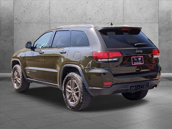 2017 Jeep Grand Cherokee 75th Anniversary Edition 4x4 SKU: HC641271 for sale in North Bethesda, District Of Columbia – photo 7
