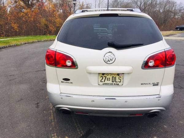 2011 Buick Enclave 3rd row--WE FINANCE EVERYONE - cars & trucks - by... for sale in burlington city, NJ – photo 10