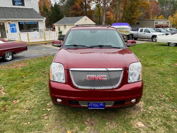 2008 GMC Yukon Denali AWD 4dr - cars & trucks - by dealer - vehicle... for sale in North Oxford, MA – photo 3
