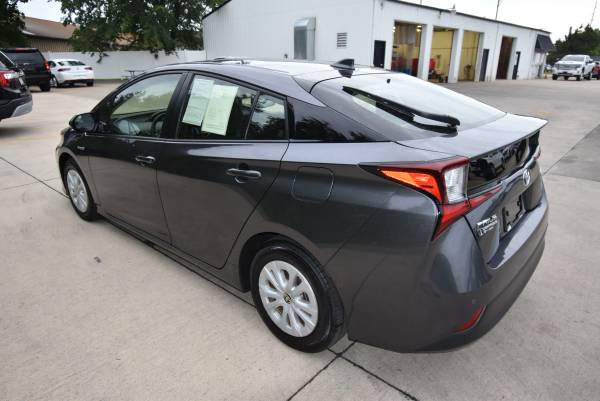 2019 TOYOTA PRIUS S1037 - cars & trucks - by dealer - vehicle... for sale in Morton, IL – photo 20