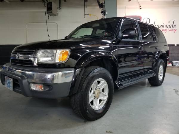 01 Toyota 4Runner SR5 4x4 with tow package for sale in Martinsburg, WV – photo 5
