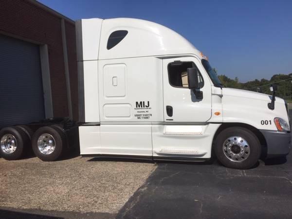 2014 Freightliner Cascadia 125 Evo for sale in Charlotte, NC – photo 5