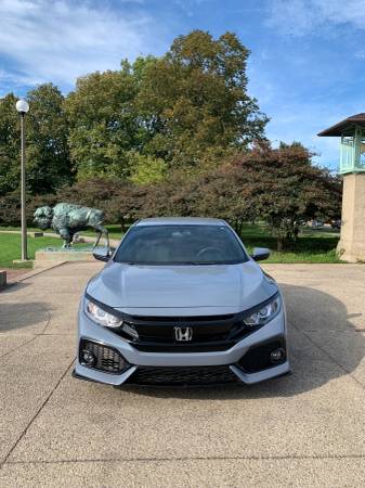 2017 Honda Civic Hatchback Sport 33K miles Gray. Perfect Condition for sale in Chicago, IL – photo 11