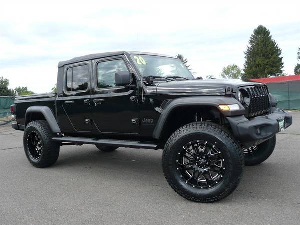 BRAND NEW: 2020 Jeep Gladiator Black Out Edition !!! - cars & trucks... for sale in East Windsor, MA – photo 23