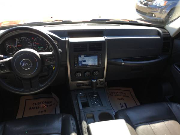 2012 JEEP LIBERTY LIMITED EDITION 4X4 ONLY 98, 000 MILES - cars & for sale in Howard City, MI – photo 12