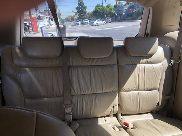 2006 Honda Odyssey Touring - cars & trucks - by dealer - vehicle... for sale in North Hollywood, CA – photo 13