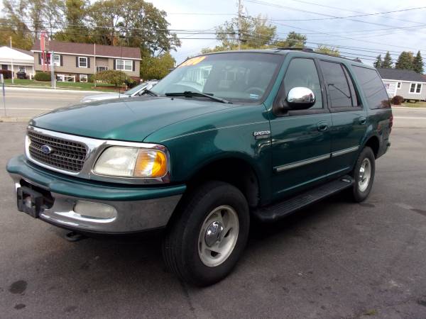 1998 Ford Expedition - cars & trucks - by dealer - vehicle... for sale in Fredonia, NY – photo 4