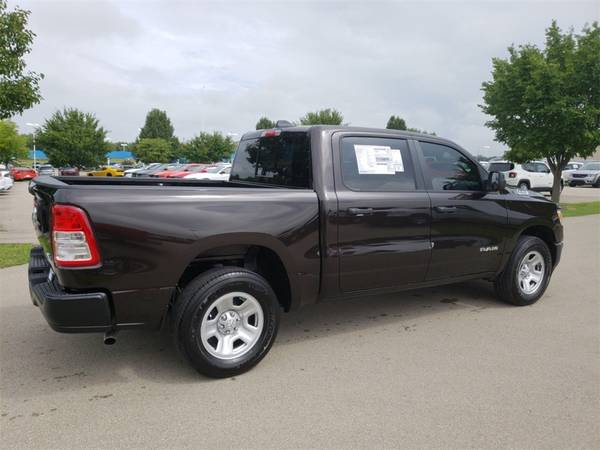 NEW 2019 RAM 1500 *OVER $13,000 OFF MSRP* *HEMI* *4x4* *CLEARANCE* for sale in Bartlesville, KS – photo 2