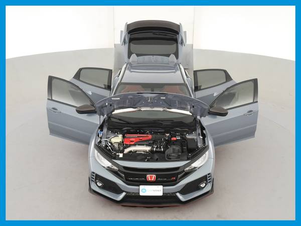 2019 Honda Civic Type R Touring Hatchback Sedan 4D sedan Gray for sale in Chicago, IL – photo 22