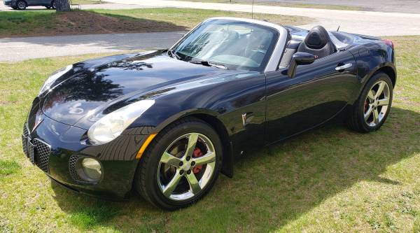 2008 PONTIAC SOLSTICE GXP CONVERTIBLE for sale in Milford, MA – photo 6