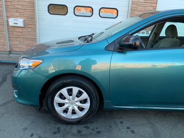 ☼☼ 2010 TOYOTA COROLLA 1-OWNER! GOOD MILES - cars & trucks - by... for sale in West Haven, CT – photo 8
