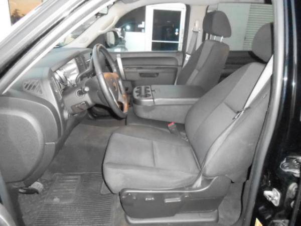 2011 Chevrolet Chevy Silverado 1500 LT 4x2 4dr Crew Cab 5.8 ft. SB... for sale in Covina, CA – photo 9