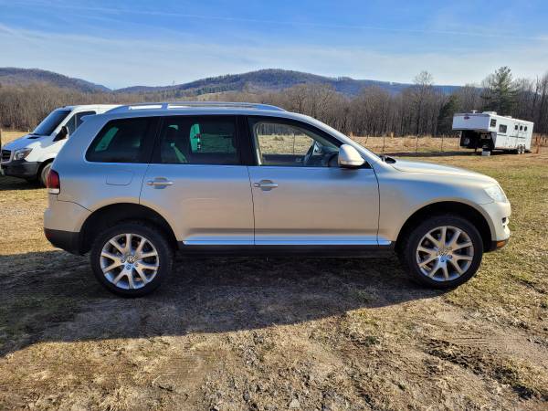 2010 Volkswagen Touareg TDI, AWD, 6-Cylinder Diesel, Auto for sale in Moravian Falls, NC – photo 2