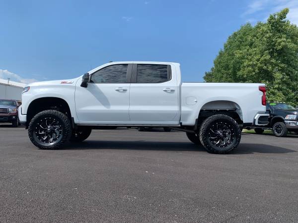 2019 CHEVY SILVERADO RST LIFTED (215777) for sale in Newton, IN – photo 4
