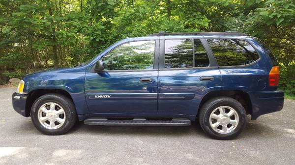 2004 GMC Envoy( ONLY 148K MILES) for sale in Warsaw, IN