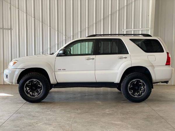 2007 Toyota 4Runner Sport 4WD V6 - Lifted-Documented Service for sale in La Crescent, WI – photo 2
