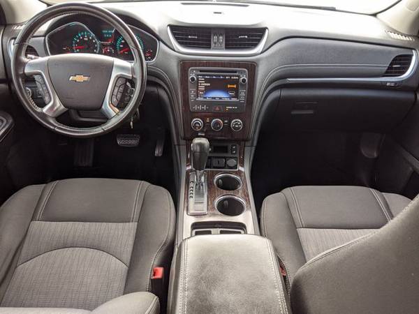 2015 Chevrolet Traverse LT SKU: FJ242604 SUV - - by for sale in Corpus Christi, TX – photo 16