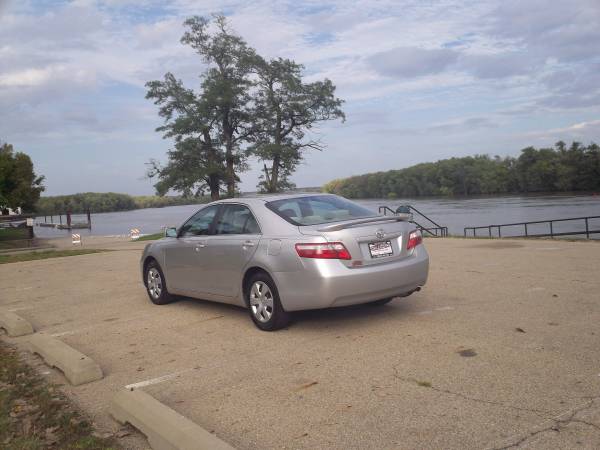 2009 Toyota Camry for sale in Chillicothe, IL – photo 4