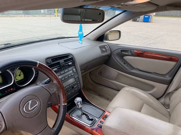 Used 2001 Lexus GS300 - cars & trucks - by owner - vehicle... for sale in Elgin, IL – photo 9