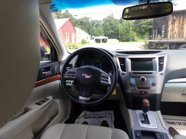 Subaru 2013 Outback Limited 87K Auto Sunroof Leather Nav for sale in Vernon, VT – photo 11
